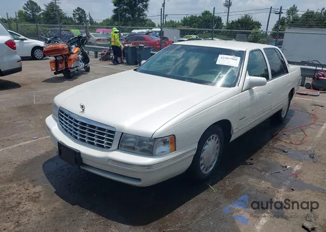1999 Cadillac Deville Standard from USA, damaged, VIN 1G6KD54Y8XU809438